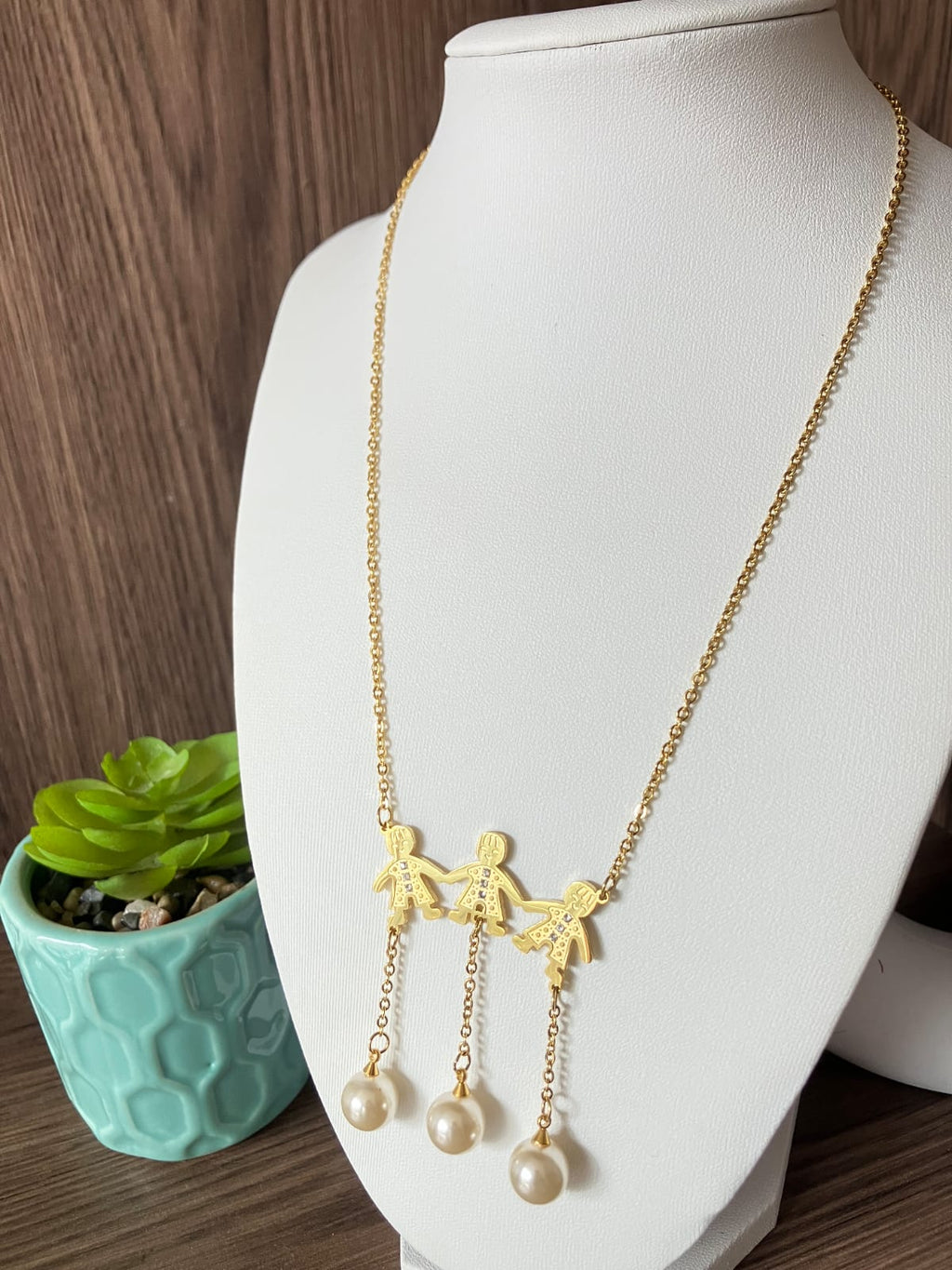 Collar dije Tres niños